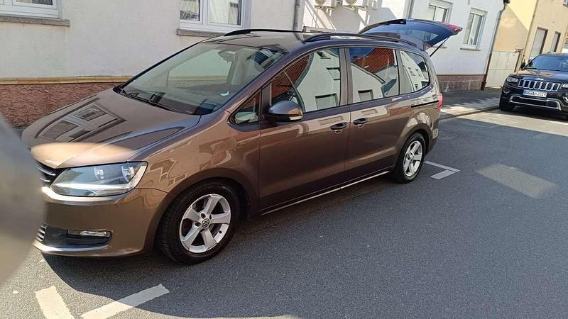 Gebraucht VW Sharan Trendline 150 PS (110 kW) 2010 Van / Kleinbus