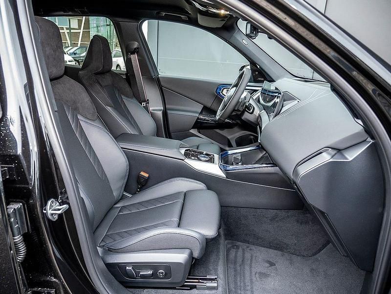 Neu BMW X3 Performance 303 PS (222 kW) 2026 Black sapphire SUV