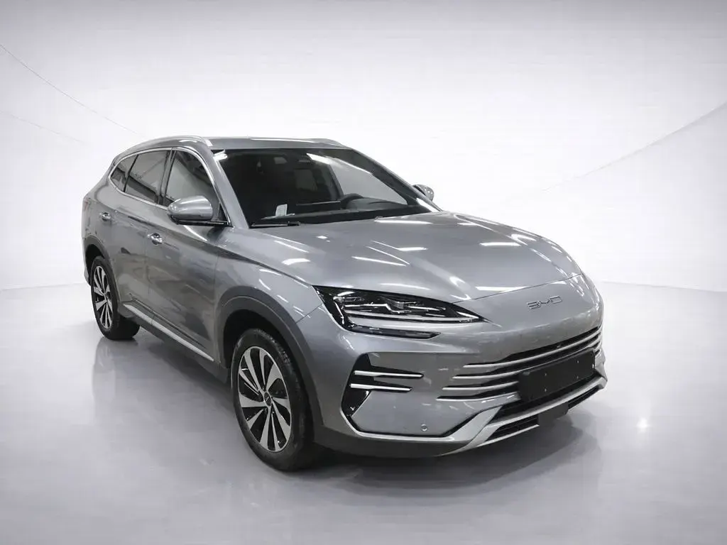 Usata BYD Seal U Boost 218 CV (160 kW) 2025 Grigio SUV