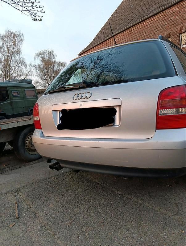 Gebraucht Audi A4 150 PS (110 kW) 2001 Silber Kombi