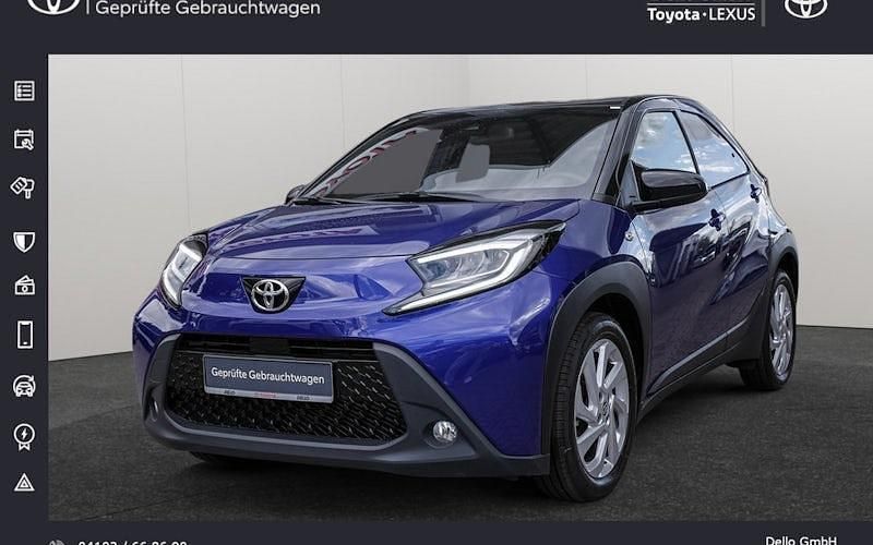 Blau Gebraucht 2022 Toyota Aygo X Pulse SUV | 14.490 € (Fairer Preis) - Bild 1/4