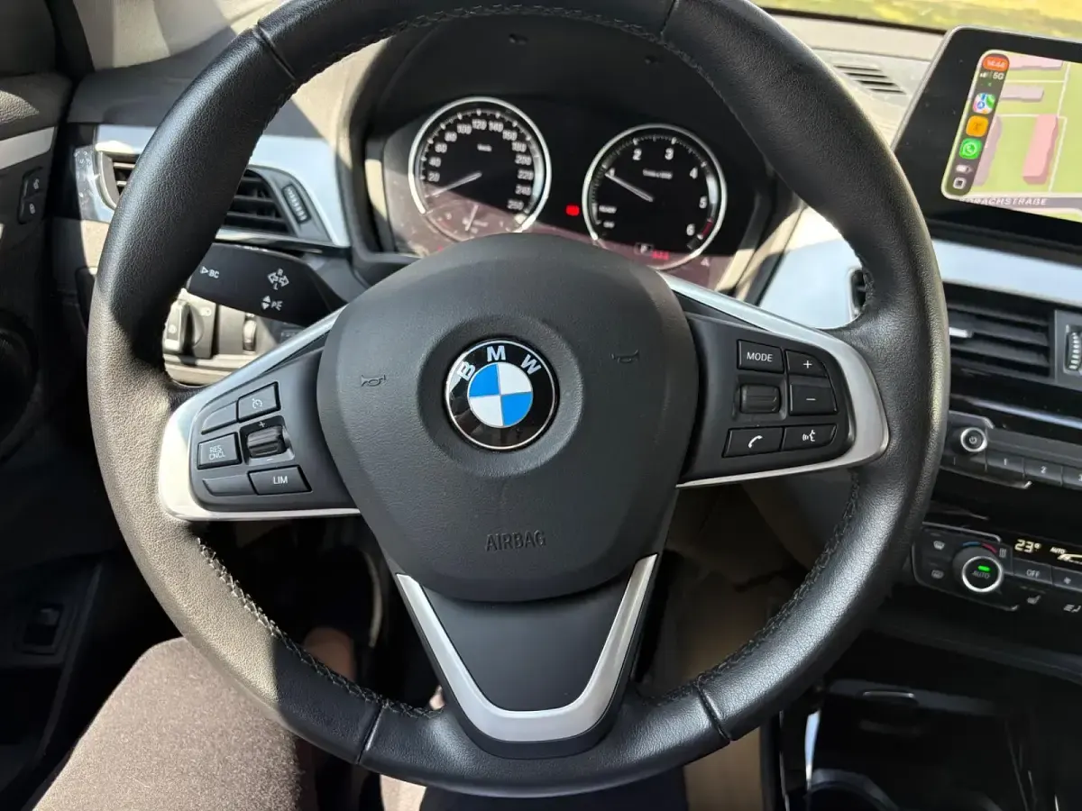 Gebraucht BMW X2 150 PS (110 kW) 2022 Gold SUV