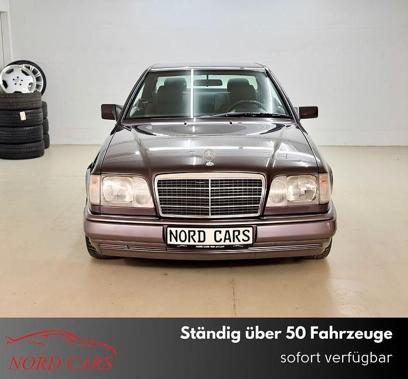 Gebraucht Mercedes E320 220 PS (161 kW) 1995 Violett Coupé