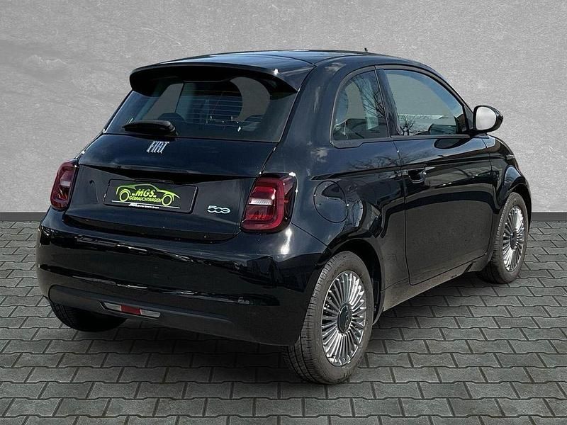 Gebraucht Fiat 500e Icon 69 kW (95 PS) 2023 Schwarz Limousine