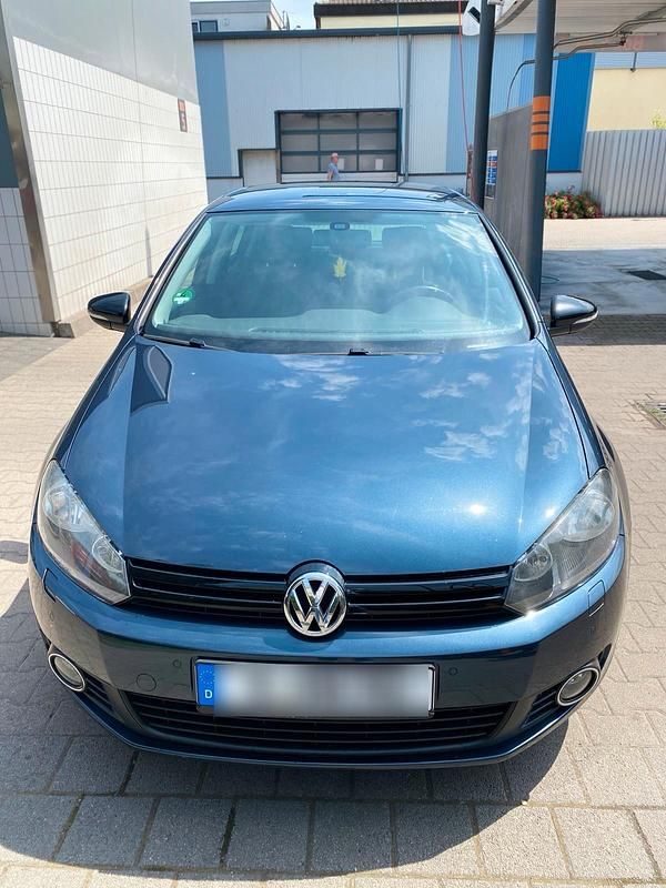 Blau Gebraucht 2012 VW Golf VI Limousine | 3.900 € (Guter Preis) - Bild 1/4
