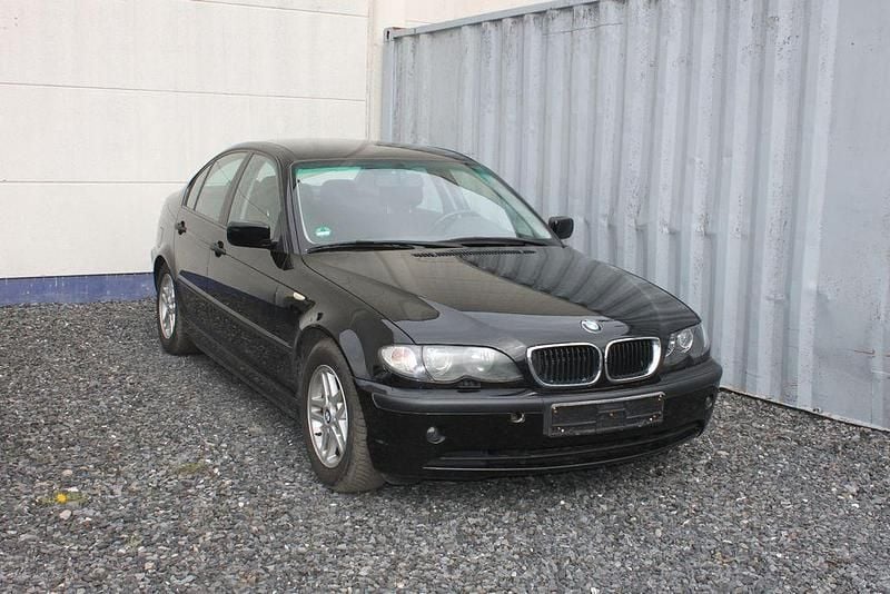 Gebraucht BMW 316 116 PS (85 kW) 2005 Andere farben Limousine