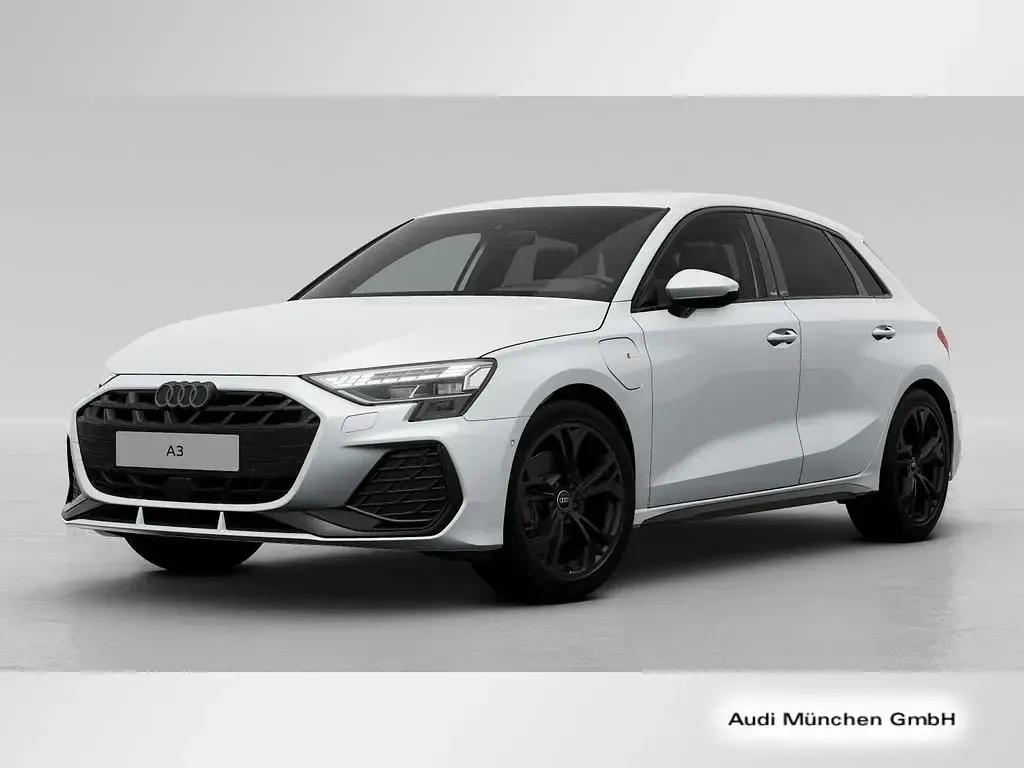 Gebraucht Audi A3 S-Line 204 PS (150 kW) 2026 Weiß Limousine