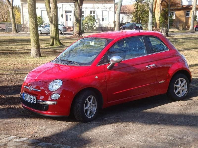 Gebraucht Fiat 500 69 PS (50 kW) 2014 Rot Limousine