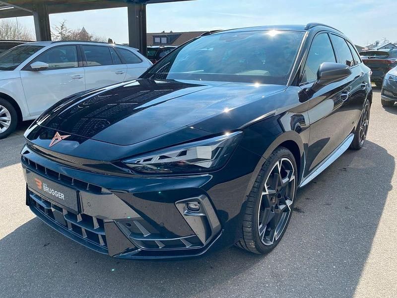 Neu Cupra Leon 204 PS (150 kW) 2026 Schwarz (mitternachtsschwarz) Kombi