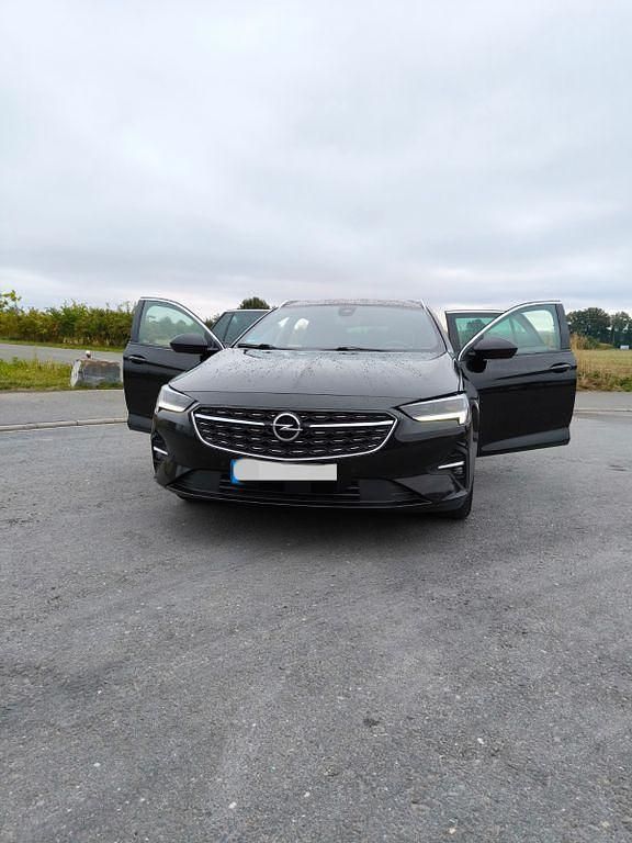 Schwarz Gebraucht 2021 Opel Insignia Elegance Kombi | 16.900 € (Fairer Preis) - Bild 1/4