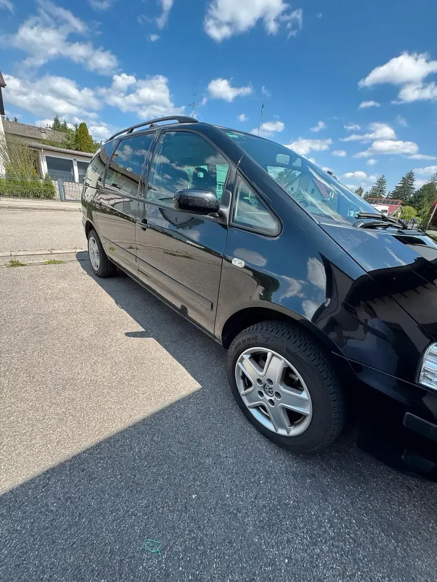Gebraucht VW Sharan 2021 Schwarz Van / Kleinbus