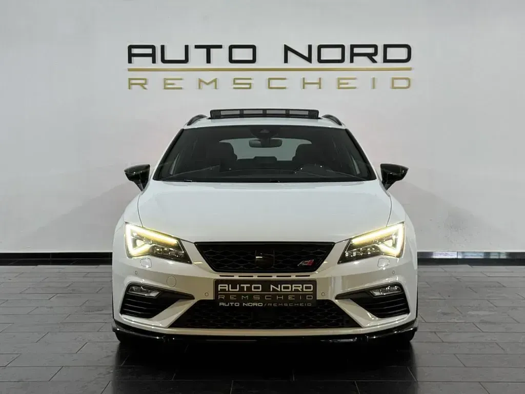 Gebraucht Seat Leon ST Beats 300 PS (220 kW) 2018 Weiß Kombi