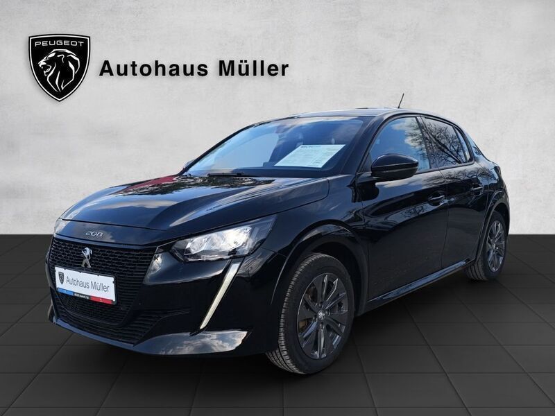 Schwarz Gebraucht 2022 Peugeot e-208 Allure Kleinwagen | 18.250 € (Fairer Preis) - Bild 1/4