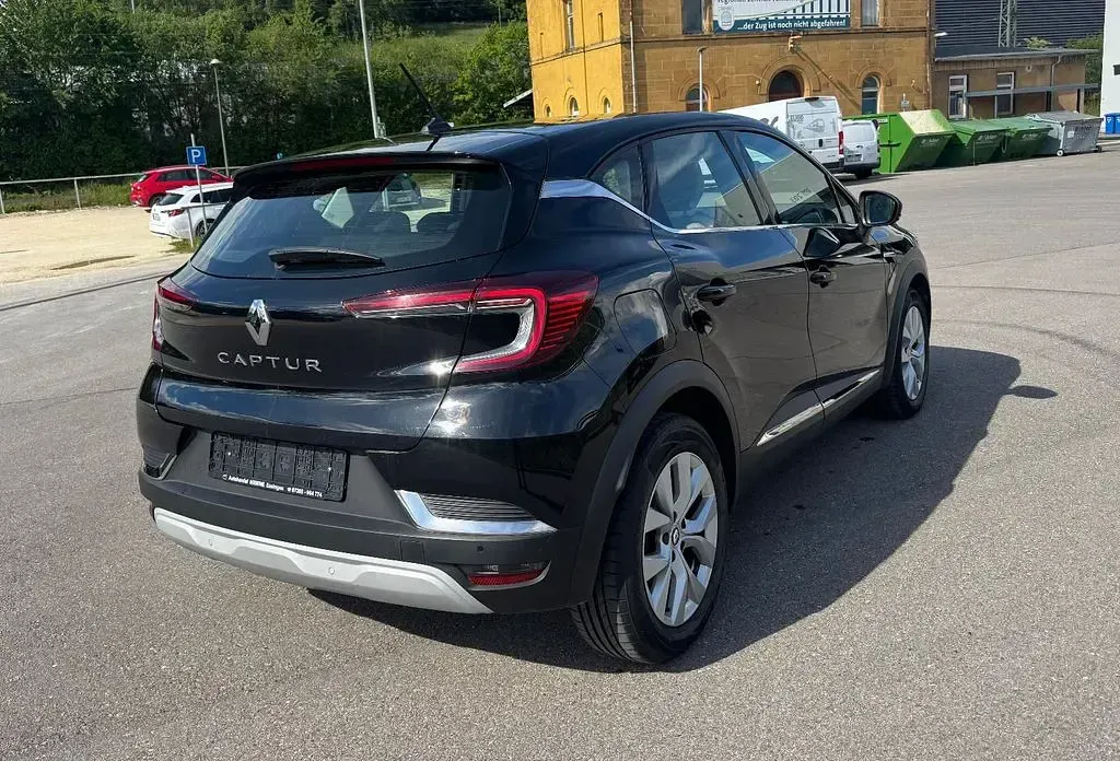 Gebraucht Renault Captur Intens 140 PS (102 kW) 2022 Schwarz SUV