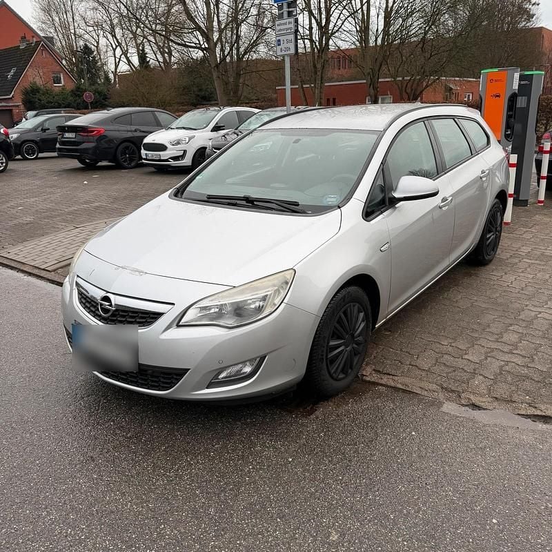 Gebraucht Opel Astra 165 PS (121 kW) 2012 Grau Kombi