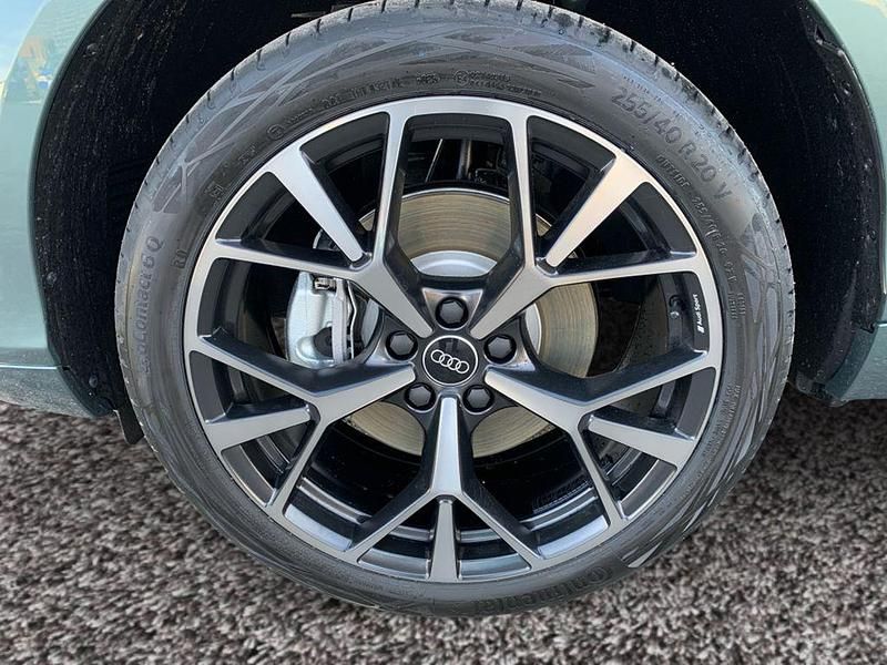 Neu Audi Q3 S-Line 272 PS (200 kW) 2026 Grün SUV