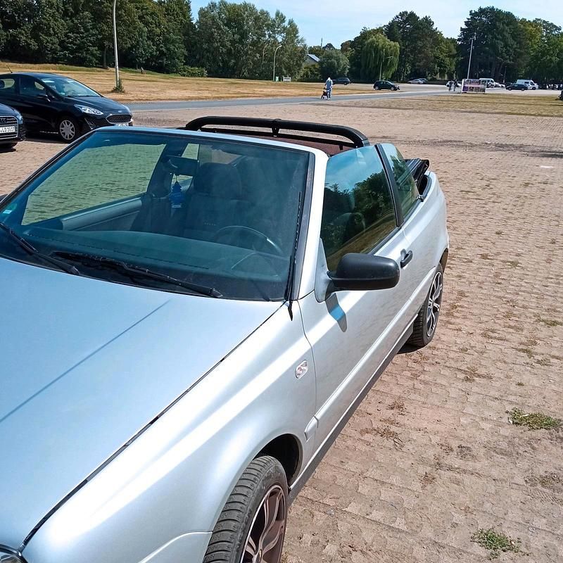 Gebraucht VW Golf Cabriolet 116 PS (85 kW) 2002 Silber Cabrio