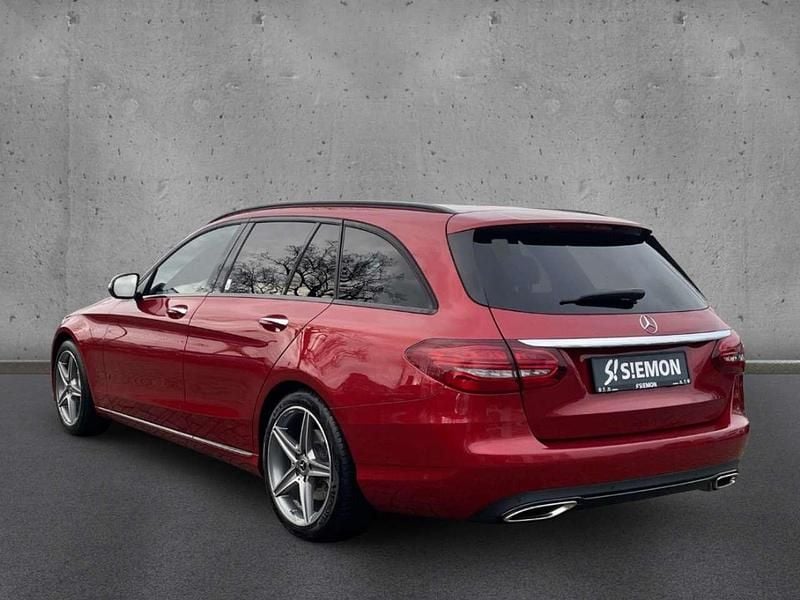 Gebraucht Mercedes C300 AMG line 258 PS (189 kW) 2019 Hyazinthrot  metalliclack Kombi