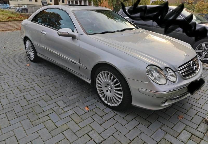 Silber Gebraucht 2002 Mercedes CLK320 Coupé | 6.650 € (Teuer) - Bild 1/4