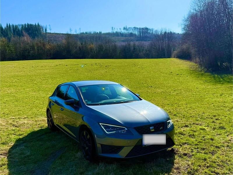 Second-hand Seat Leon CUPRA 280 CP (205 kW) 2014 Gri Berlinǎ