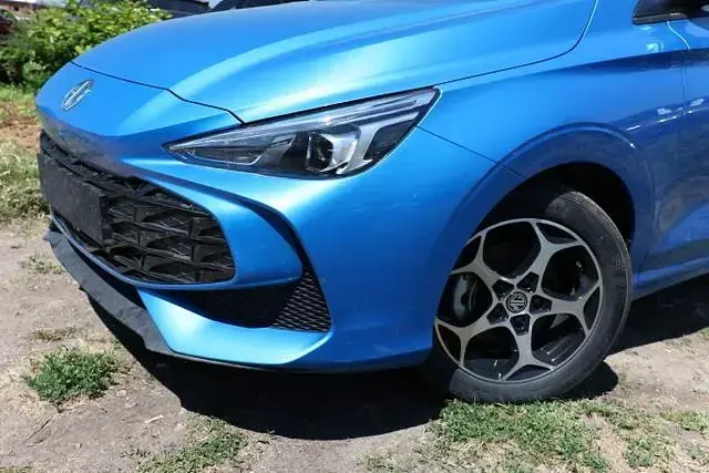 Neu MG MG3 Luxury 102 PS (75 kW) 2026 Como blue como blue Kleinwagen
