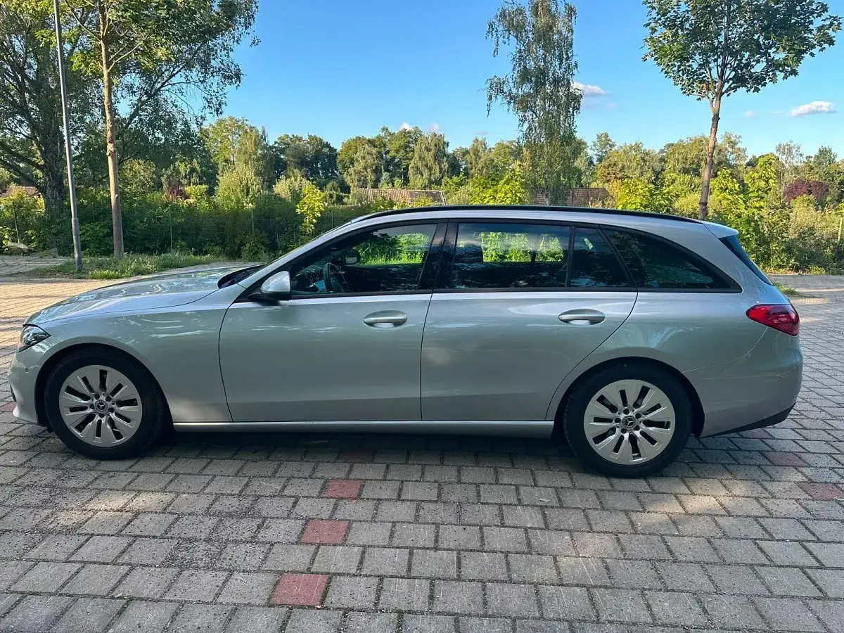 Gebraucht Mercedes C200 163 PS (119 kW) 2022 Silber Kombi