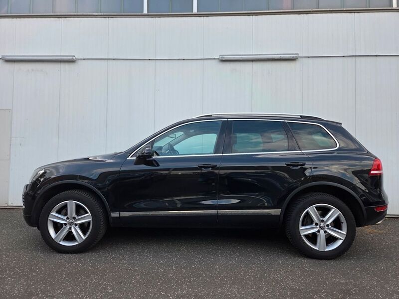 Deep black perleffekt Gebraucht 2014 VW Touareg SUV | 18.900 € (Fairer Preis) - Bild 1/4