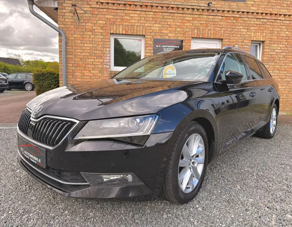Gebraucht Skoda Superb Sport 190 PS (139 kW) 2017 Schwarz Kombi