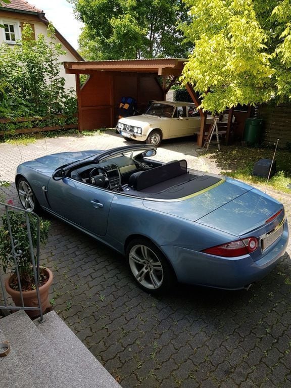Blau Gebraucht 2007 Jaguar XK Cabrio | 21.500 € (Superpreis) - Bild 1/4