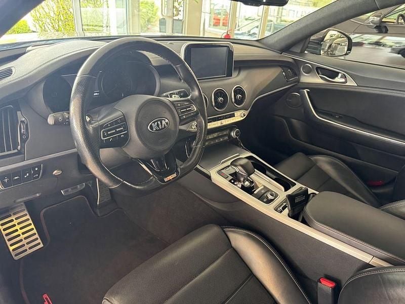 Gebraucht Kia Stinger GT 370 PS (272 kW) 2018 Silber Kleinwagen