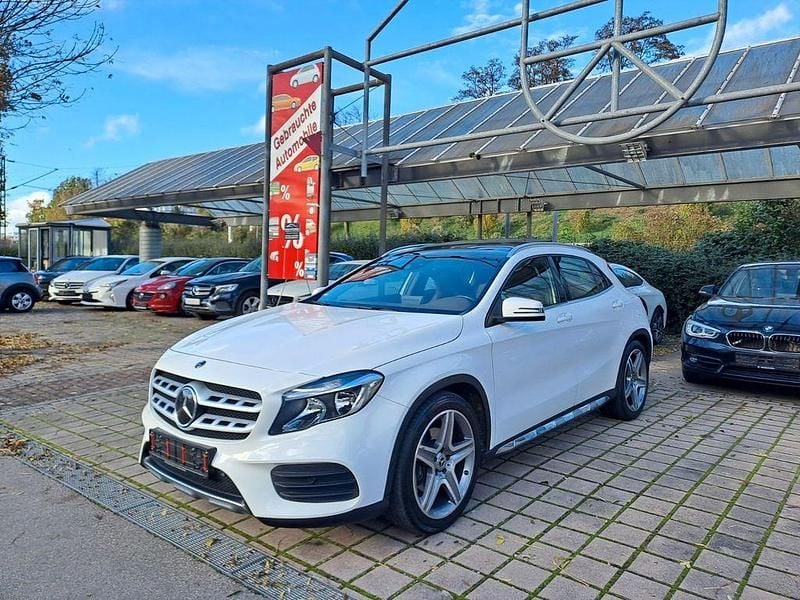 Gebraucht Mercedes GLA220 AMG line 170 PS (125 kW) 2018 Weiß SUV