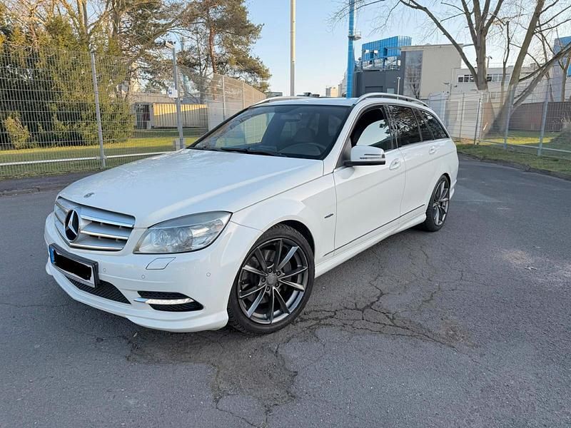 Gebraucht Mercedes C350 AMG 231 PS (169 kW) 2010 Weiß Kombi