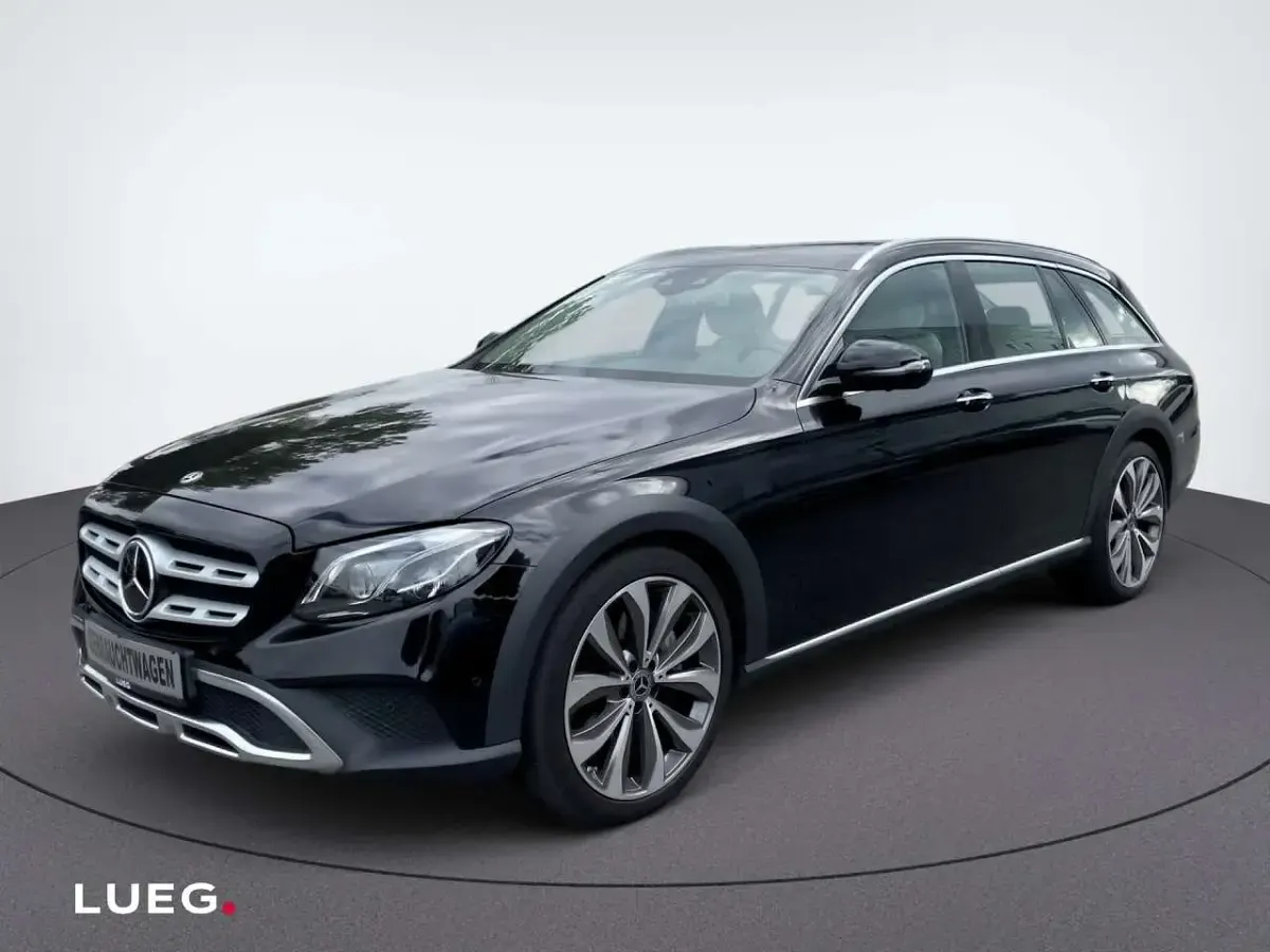 Gebraucht Mercedes E400 340 PS (250 kW) 2020 Schwarz Limousine