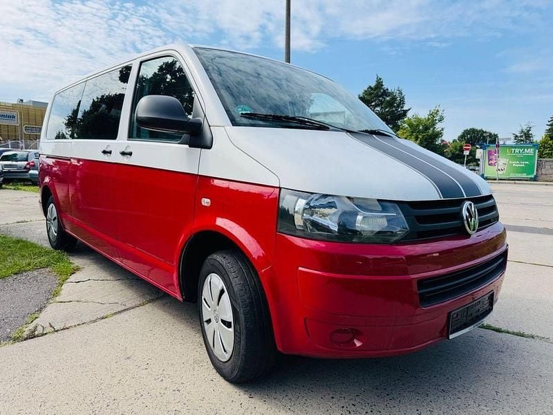 Gebraucht VW T5 102 PS (75 kW) 2010 Rot Van