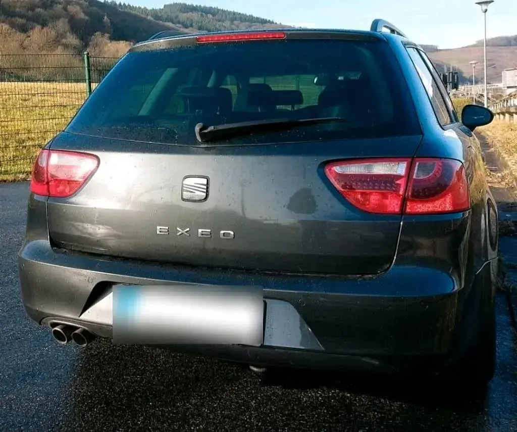 Gebraucht Seat Exeo 170 PS (125 kW) 2013 Grau Kombi
