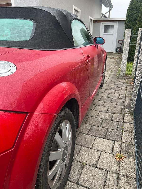 Gebraucht Audi TT 180 PS (132 kW) 2002 Rot Coupé