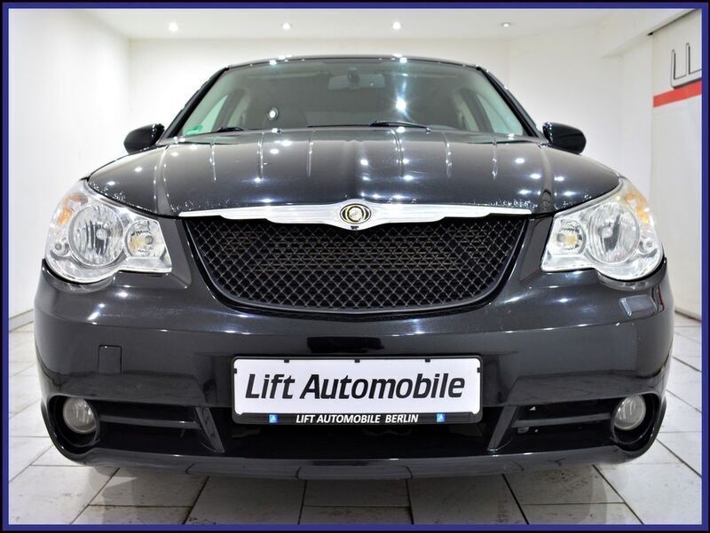 Gebraucht Chrysler Sebring 186 PS (136 kW) 2010 Schwarz (metallic) Limousine