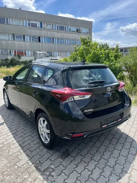 Gebraucht Toyota Auris Cool 99 PS (72 kW) 2017 Schwarz Limousine