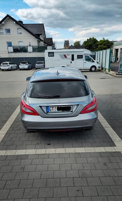 Gebraucht Mercedes CLS350 265 PS (194 kW) 2013 Grau Kombi