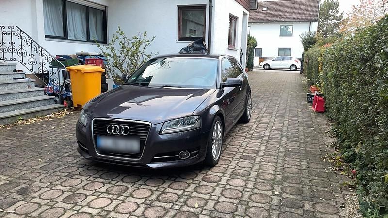 Violet Gebraucht 2010 Audi A3 S-Line Kleinwagen | 6.599 € (Fairer Preis) - Bild 1/4