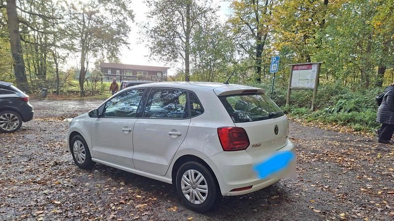 Gebraucht VW Polo 75 PS (55 kW) 2017 Weiß Limousine