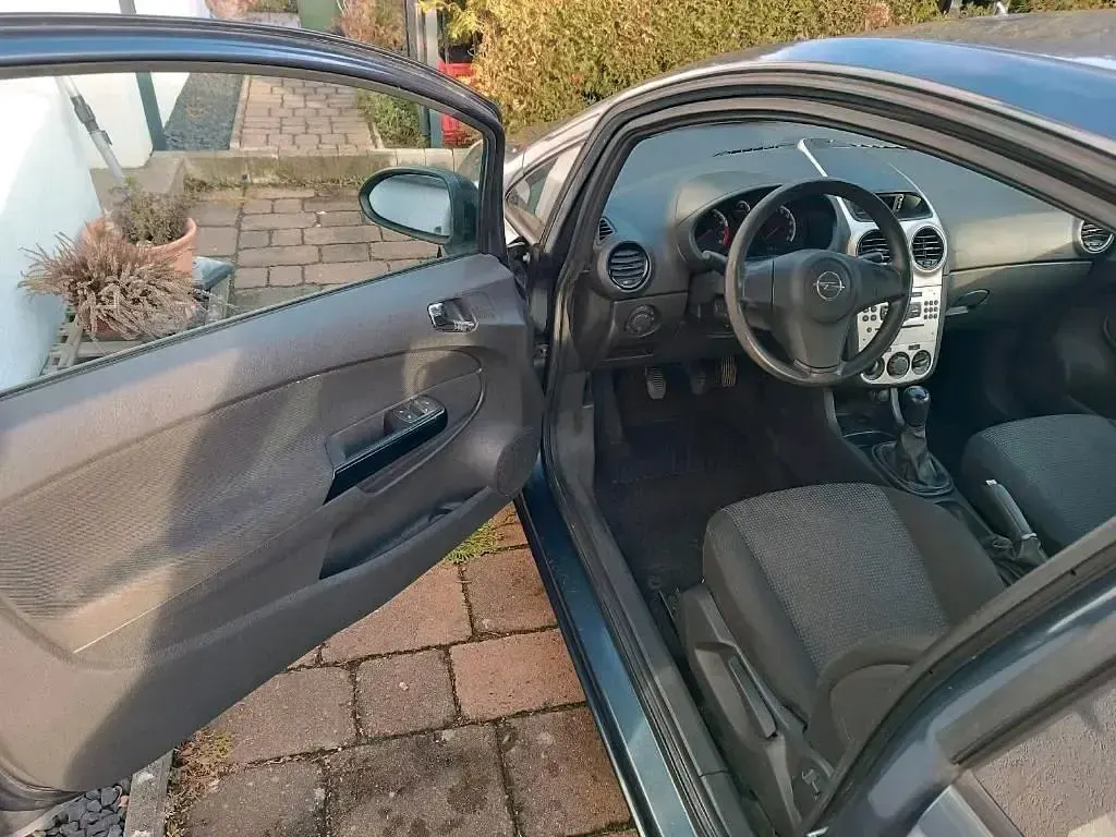 Gebraucht Opel Corsa 80 PS (58 kW) 2009 Blau Kleinwagen