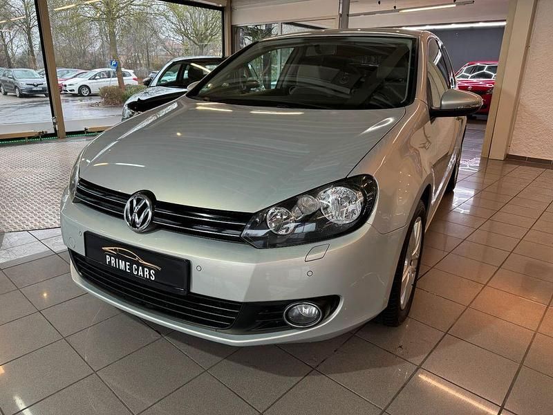 Gold Gebraucht 2010 VW Golf VI Comfortline Coupé | 5.899 € (Fairer Preis) - Bild 1/4