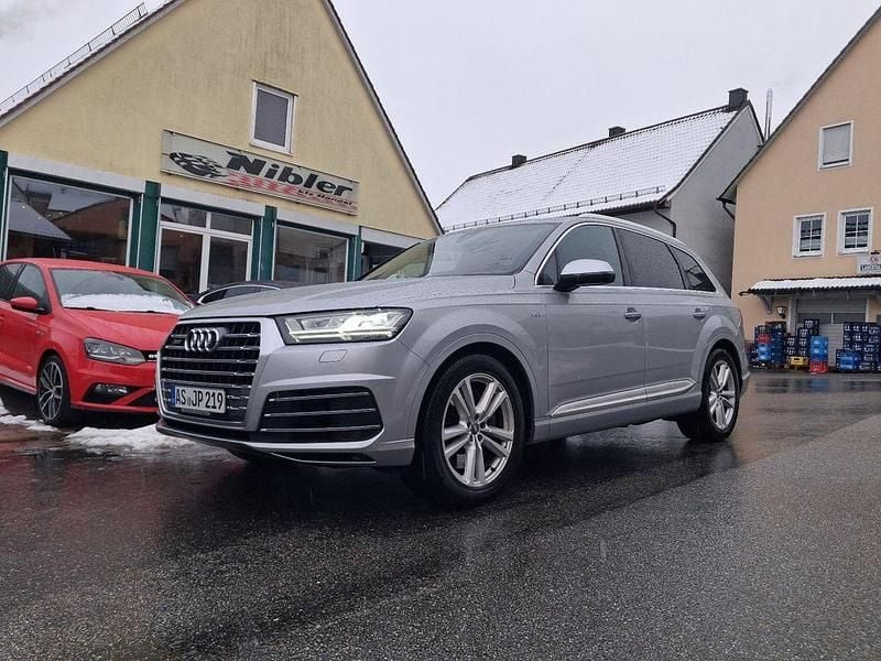 Silber Gebraucht 2017 Audi SQ7 Sport SUV | 39.980 € (Superpreis) - Bild 1/4