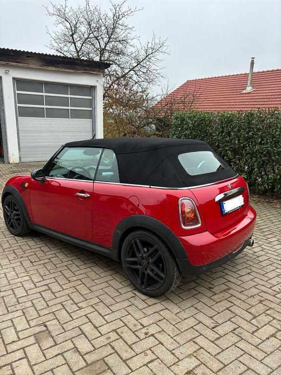 Gebraucht Mini One Cabriolet 98 PS (72 kW) 2010 Rot Cabrio