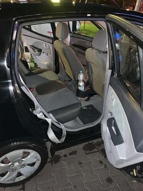 Gebraucht Kia Picanto 70 PS (51 kW) 2006 Schwarz Kleinwagen