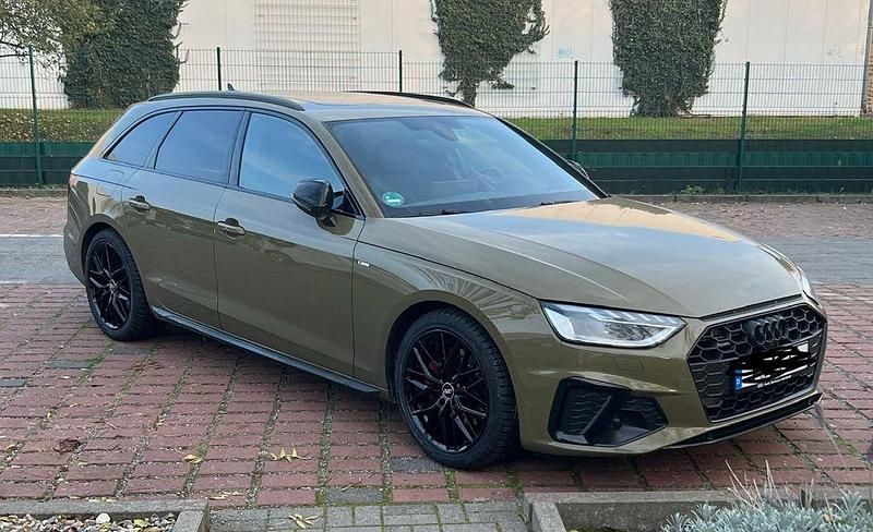 Grün Gebraucht 2022 Audi A4 S-Line Kombi | 37.800 € (Teuer) - Bild 1/4