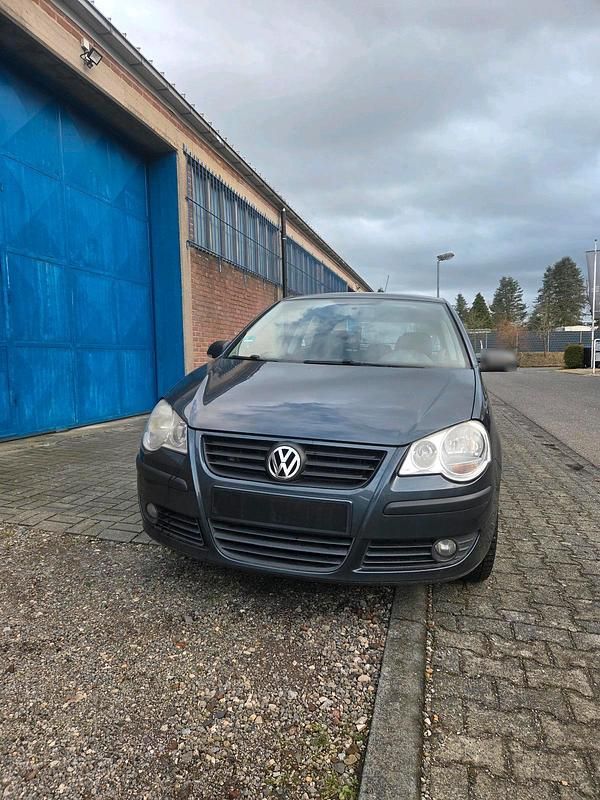 Gebraucht VW Polo 80 PS (58 kW) 2007 Grau Kleinwagen