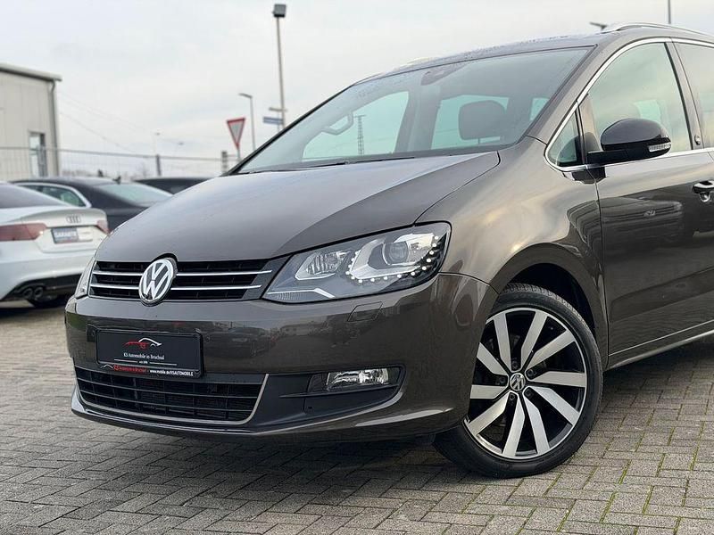 Gebraucht VW Sharan Sound 150 PS (110 kW) 2017 Black oak brown Van / Kleinbus