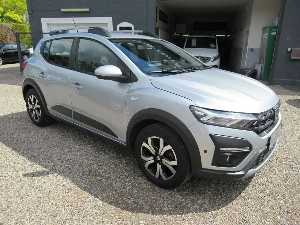 Gebraucht Dacia Sandero Comfort 91 PS (66 kW) 2022 Silber Limousine